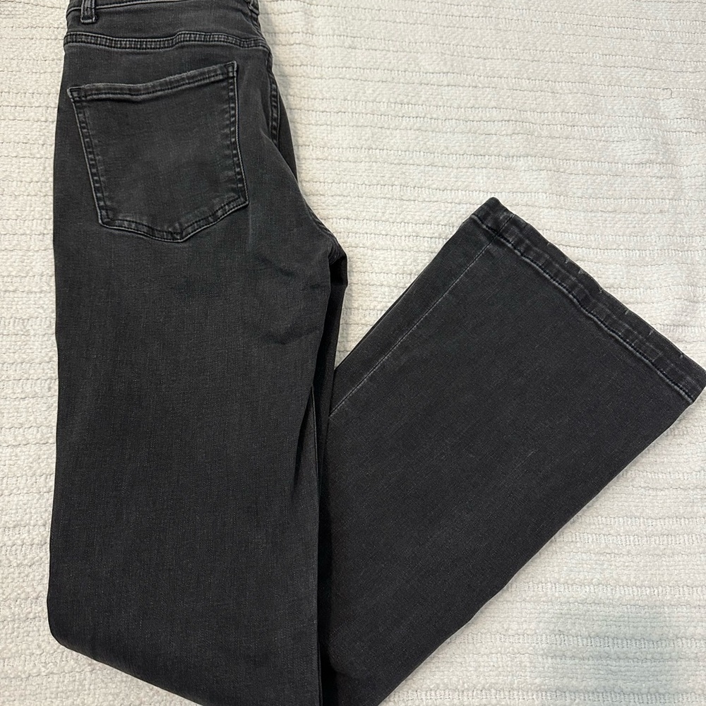 Women’s Express Black Denim Flare Jeans 6R